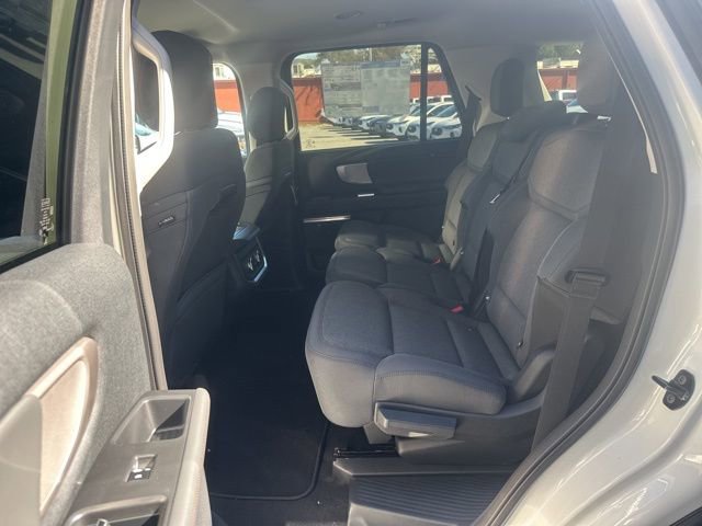 New 2025 Ford Expedition Active image 28