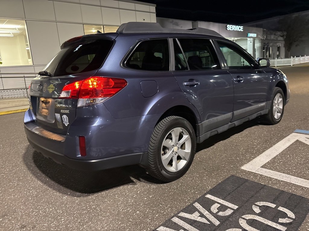 Used 2014 Subaru Outback 2.5i Premium image 24
