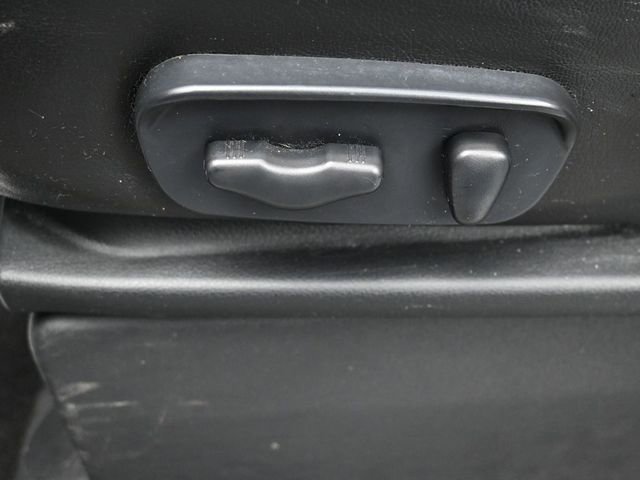 Used 2012 Nissan Titan SL w/ SL Technology Pkg image 12