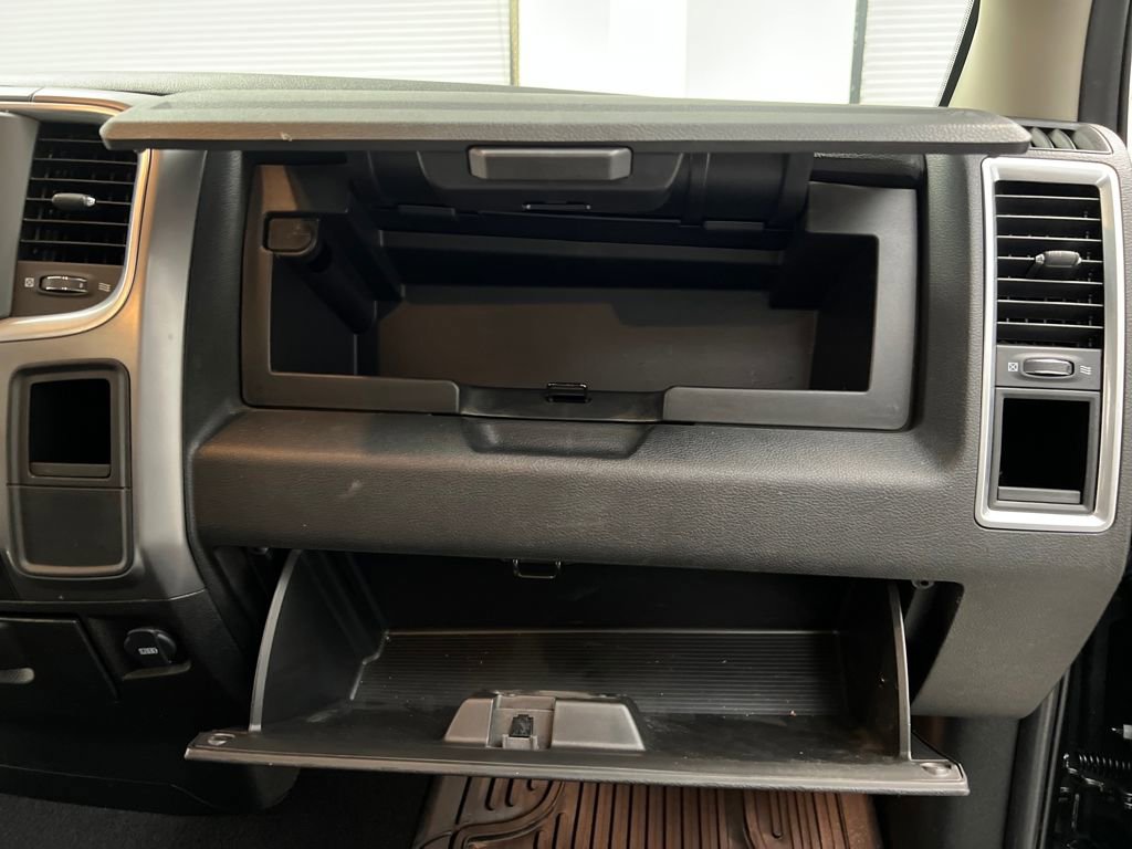 Used 2024 RAM 1500 Classic SLT image 25