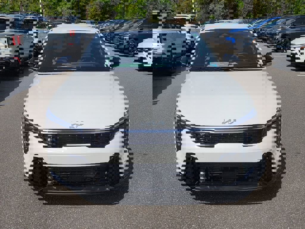 New 2026 Kia K4 GT-Line image 2