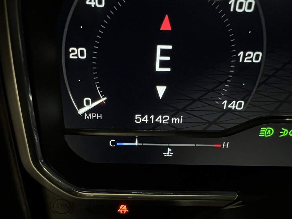 Used 2024 GMC Sierra 2500 AT4 w/ Technology Package image 32