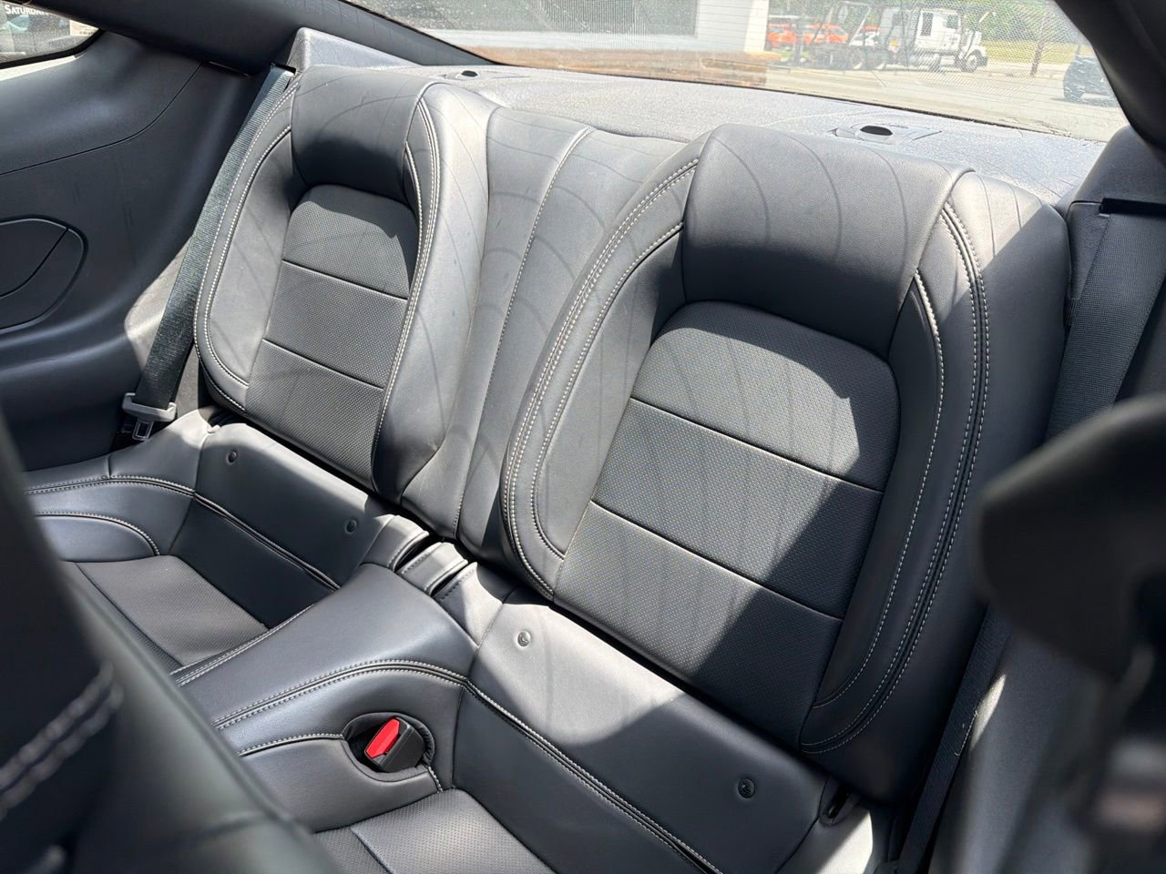Used 2025 Ford Mustang Premium RWD image 5