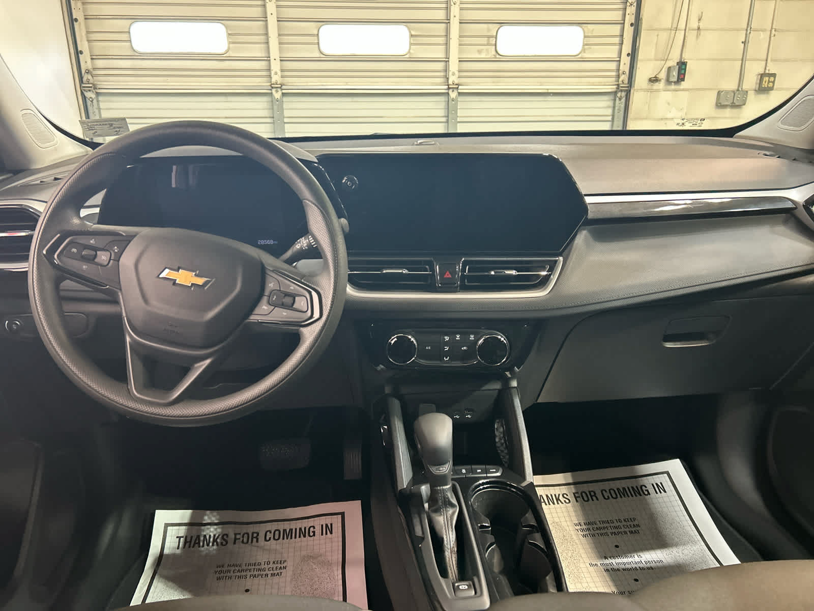 Used 2025 Chevrolet TrailBlazer LT AWD/4WD image 4