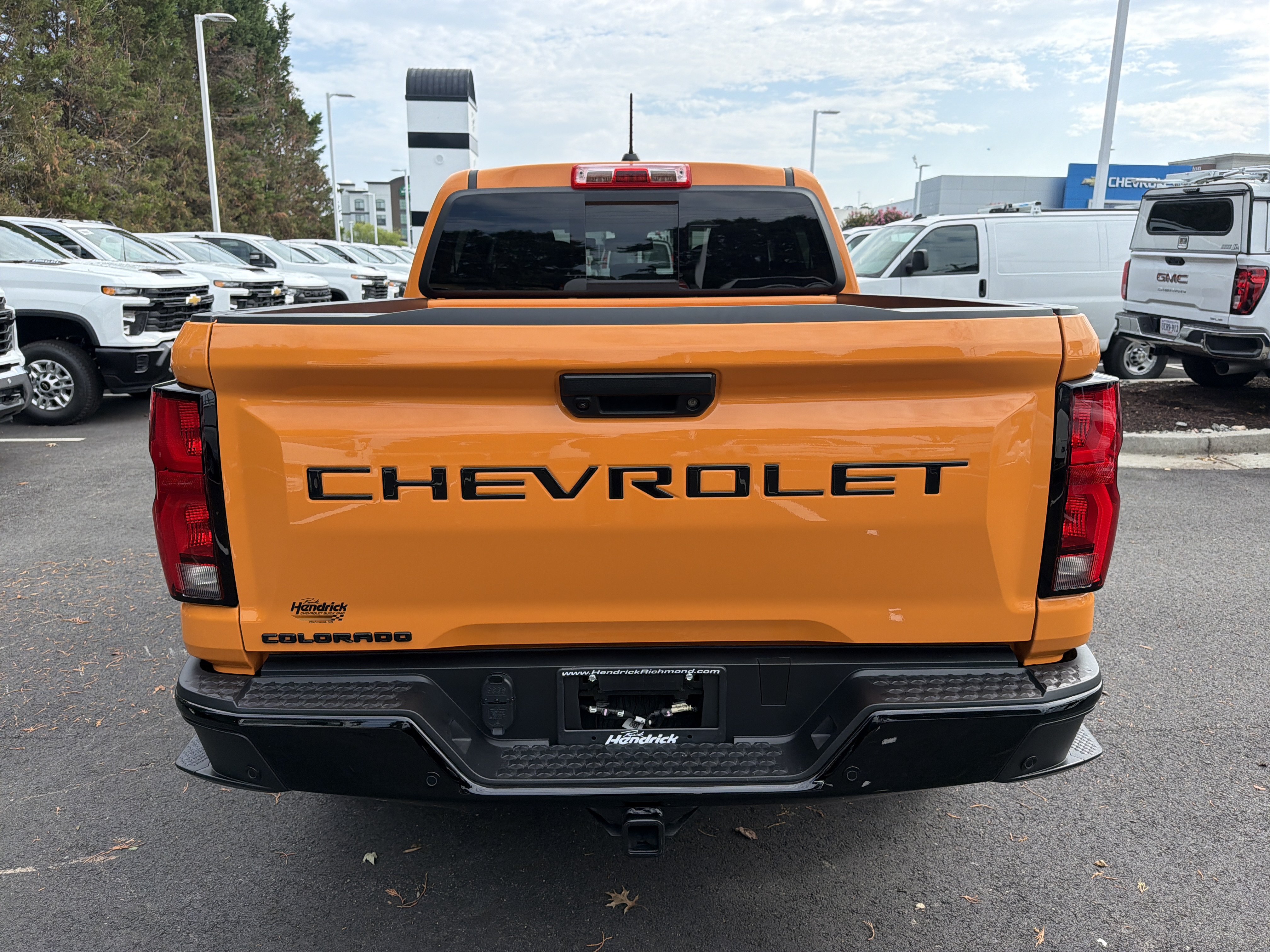 Used 2026 Chevrolet Colorado Z71 AWD/4WD image 9