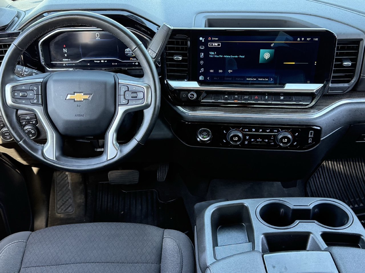 Used 2023 Chevrolet Silverado 1500 LT AWD/4WD image 11