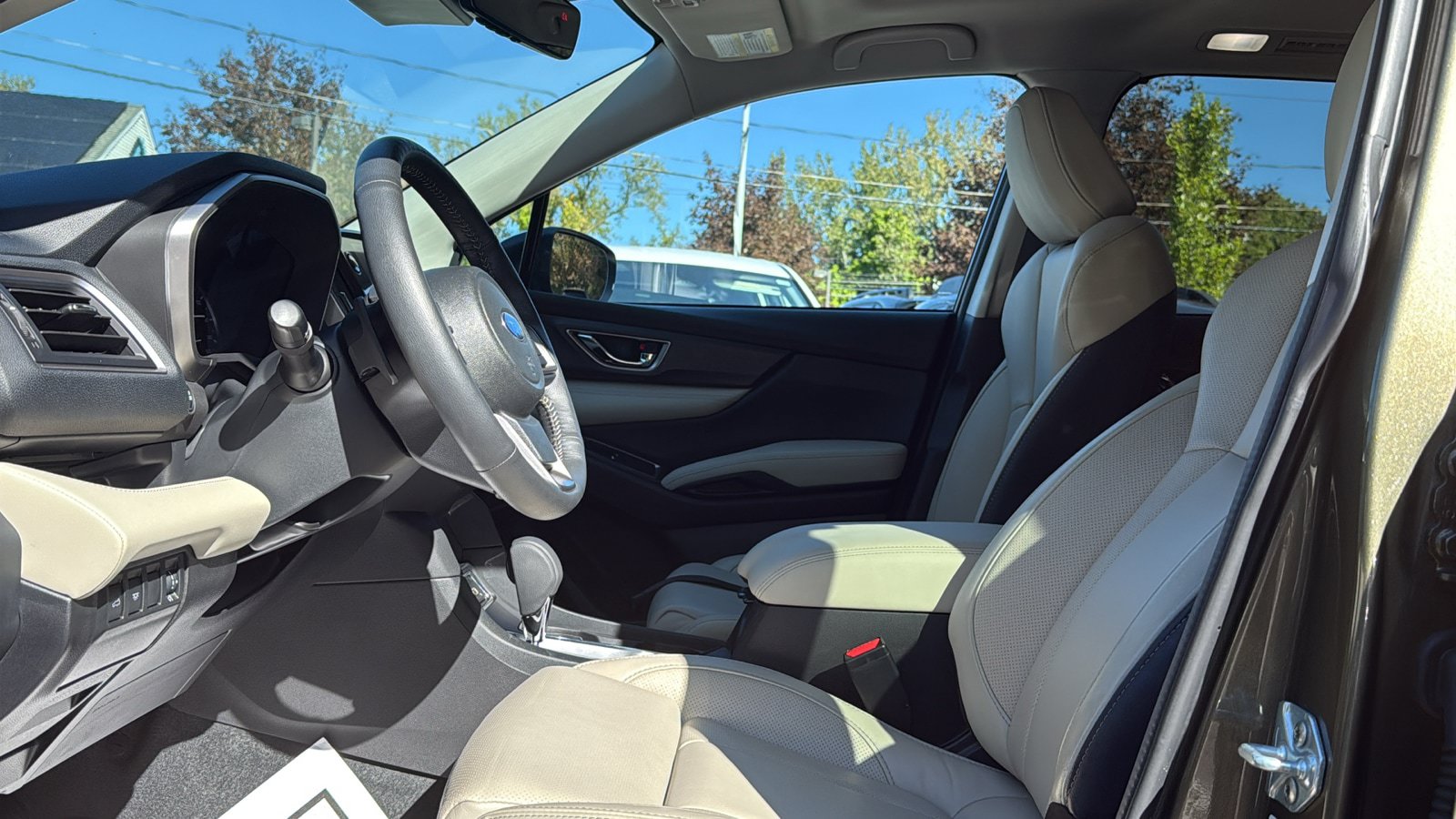 Certified 2025 Subaru Ascent Limited AWD/4WD image 12