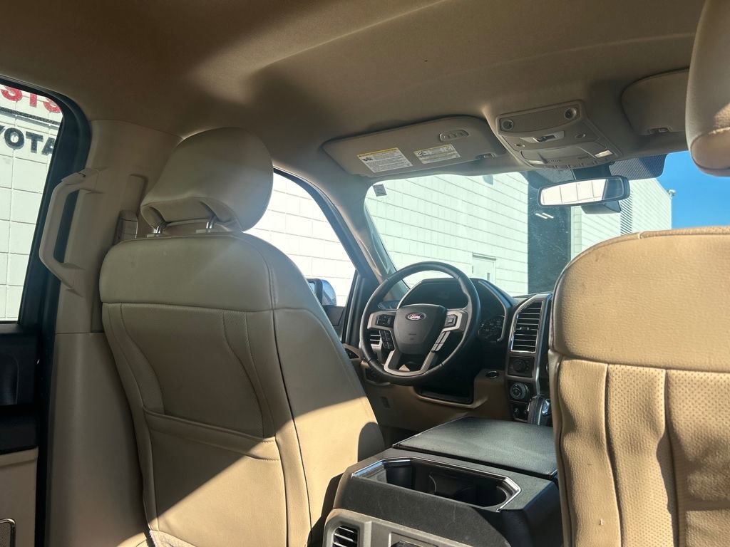 Used 2016 Ford F150 Lariat w/ Equipment Group 502A Luxury image 31