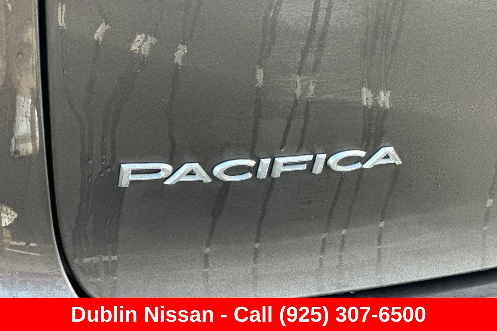 Used 2022 Chrysler Pacifica Touring-L FWD image 52