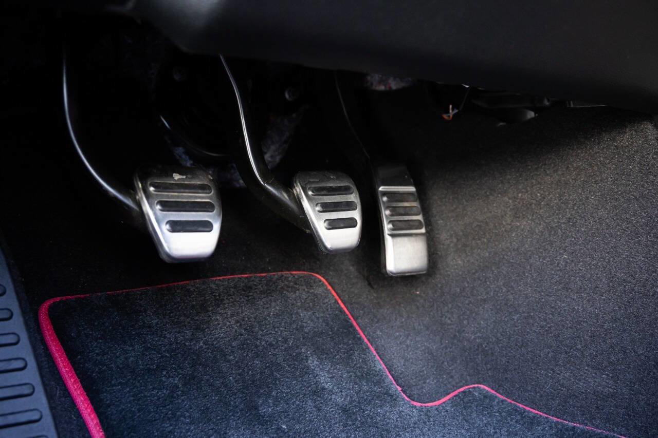 Used 2019 Ford Mustang Shelby GT350R w/ GT350R Equipment Group 920A image 76