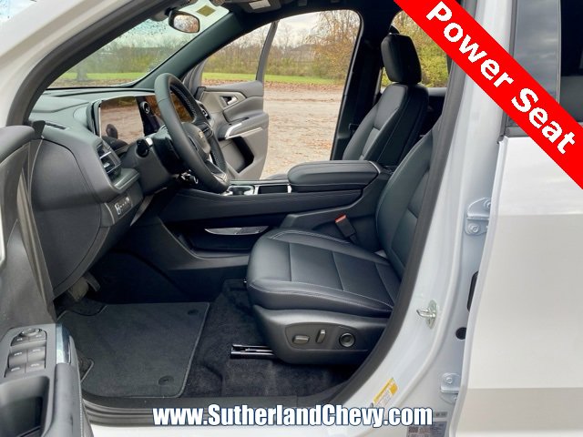 New 2026 Chevrolet Traverse LT image 16