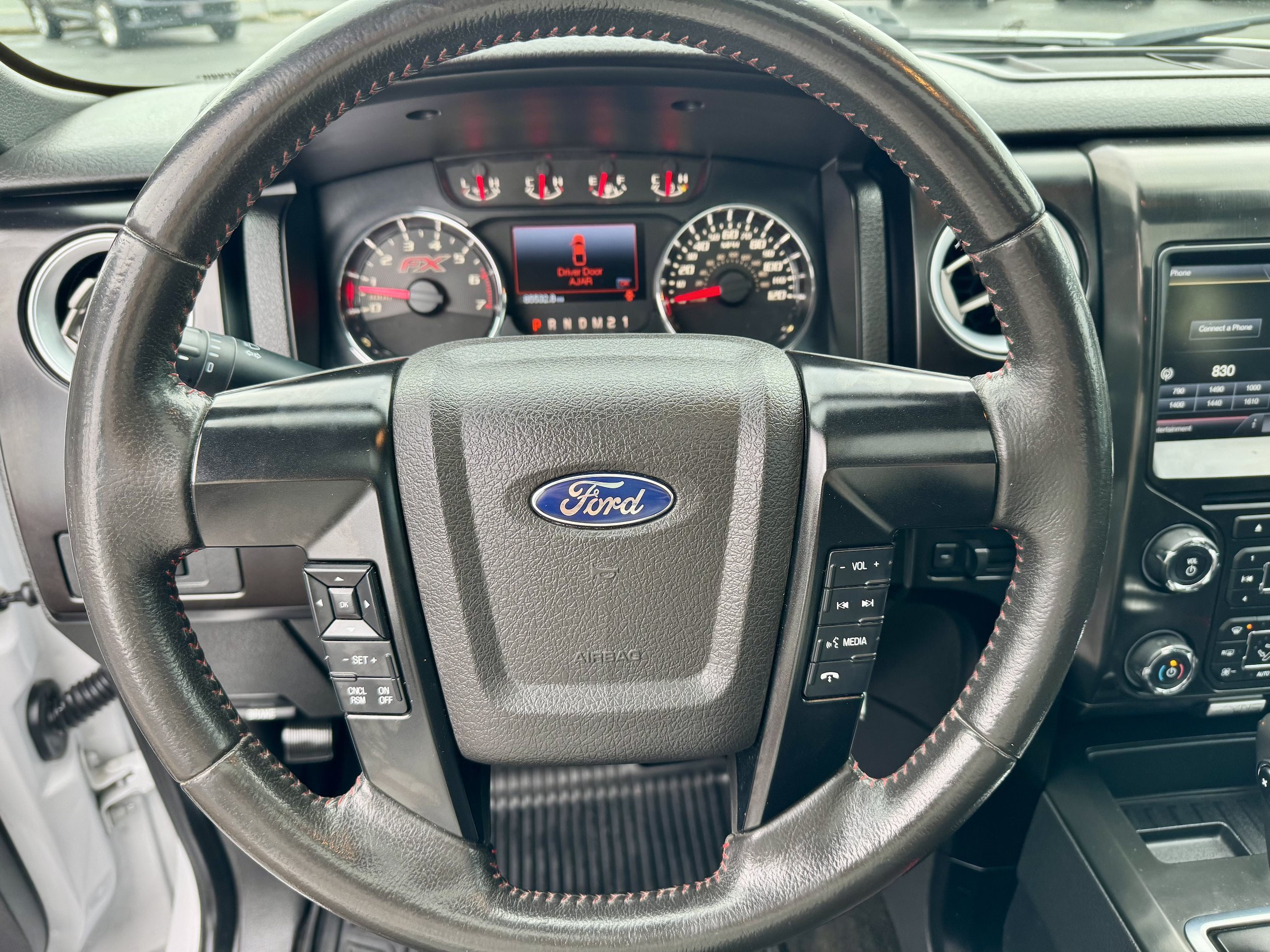 Used 2014 Ford F150 FX4 w/ Equipment Group 402A Luxury AWD/4WD image 15