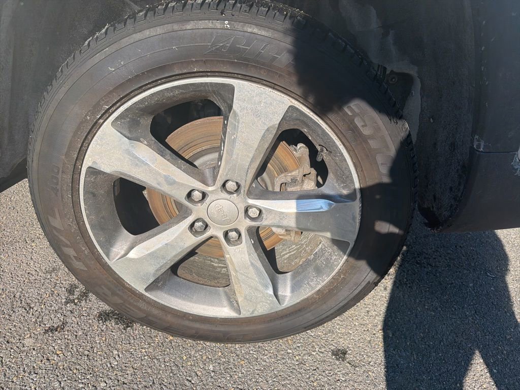 Used 2022 Jeep Grand Cherokee L Limited image 11