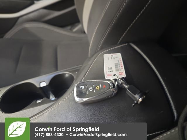 Used 2022 Chevrolet Camaro LT image 22
