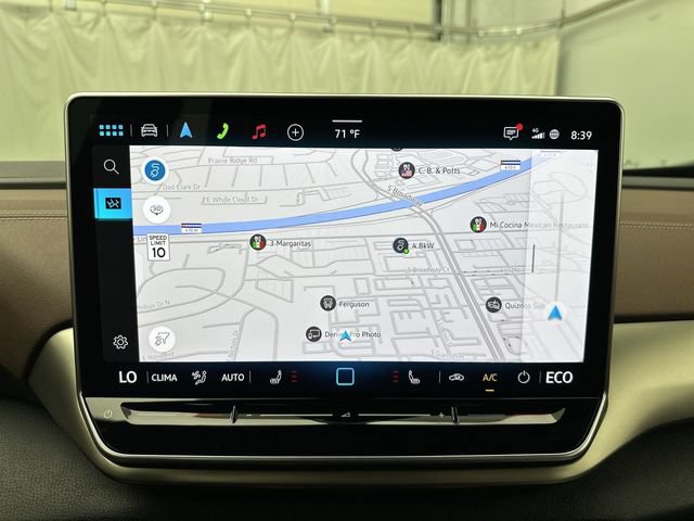 Certified 2025 Volkswagen ID.4 Pro AWD/4WD image 18