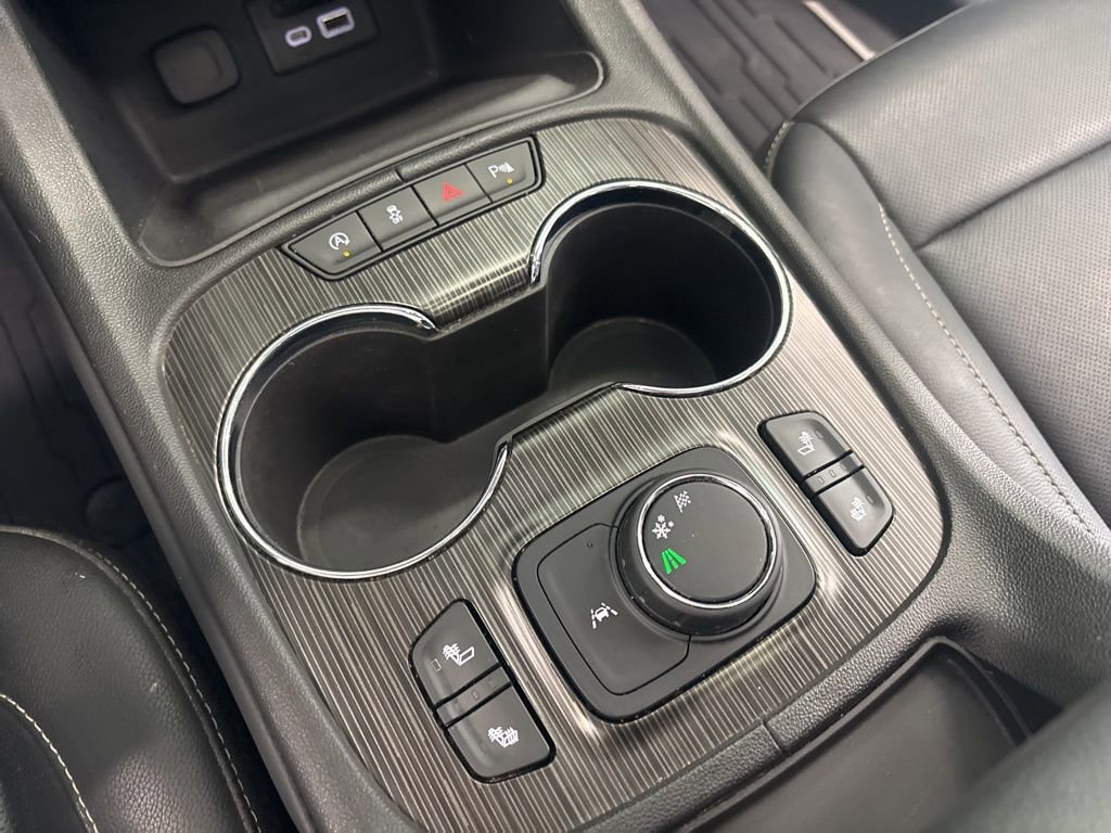 Used 2020 GMC Acadia SLT image 22