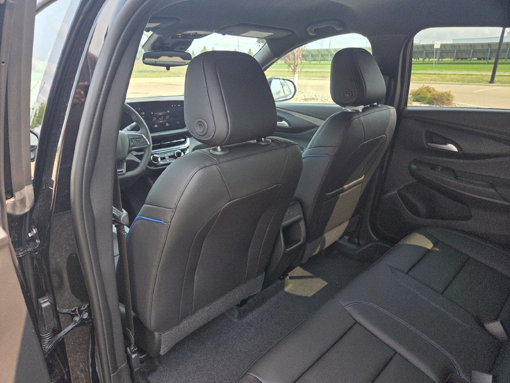 New 2026 Buick Envista Sport Touring w/ Convenience I Package FWD image 42