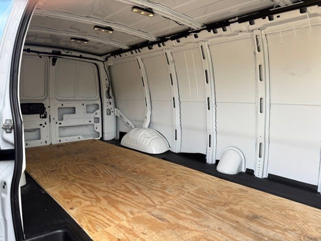 Used 2023 GMC Savana 2500 Work Van w/ Driver Convenience Package image 26