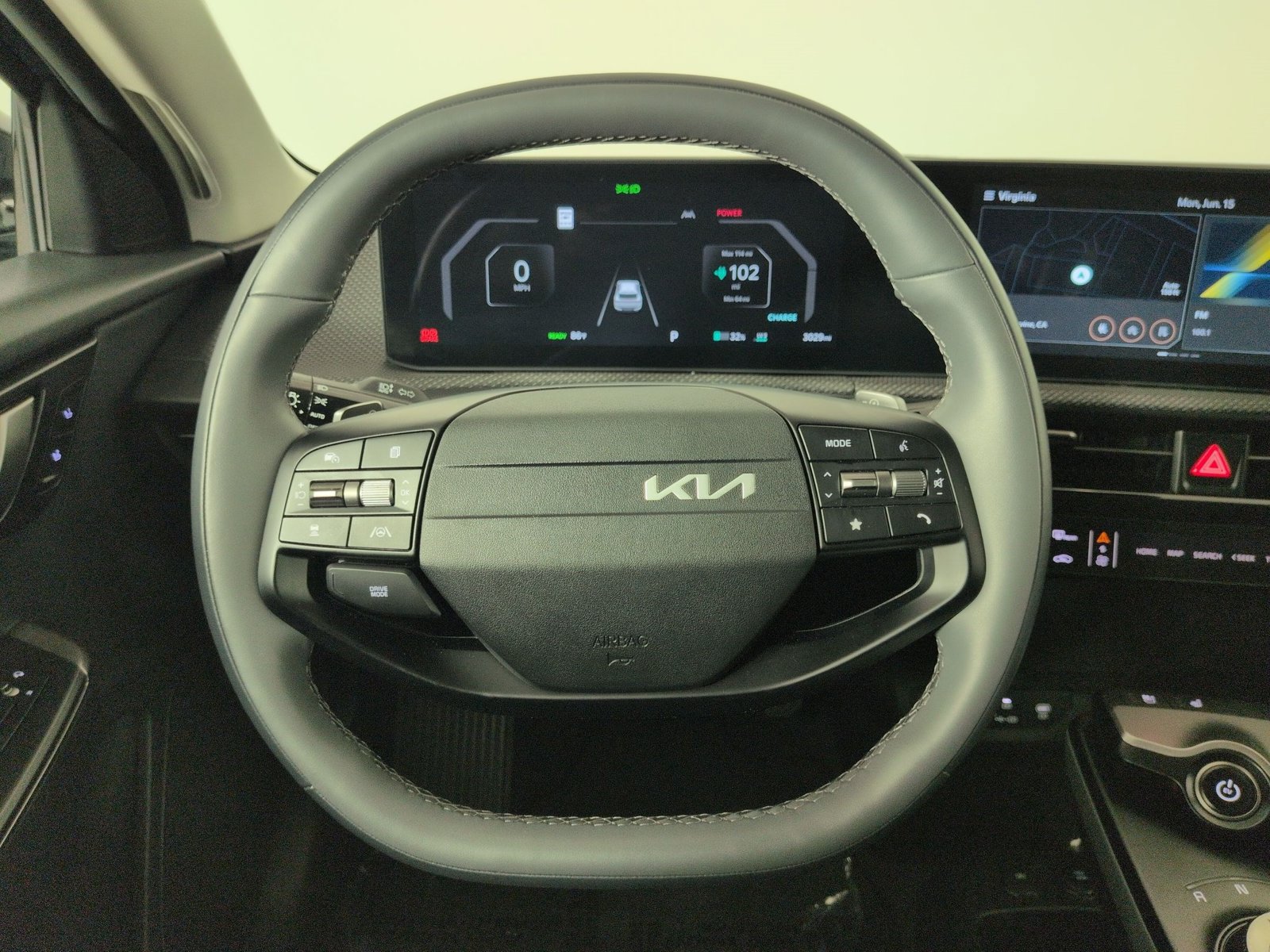 Used 2025 Kia EV6 Wind RWD image 16
