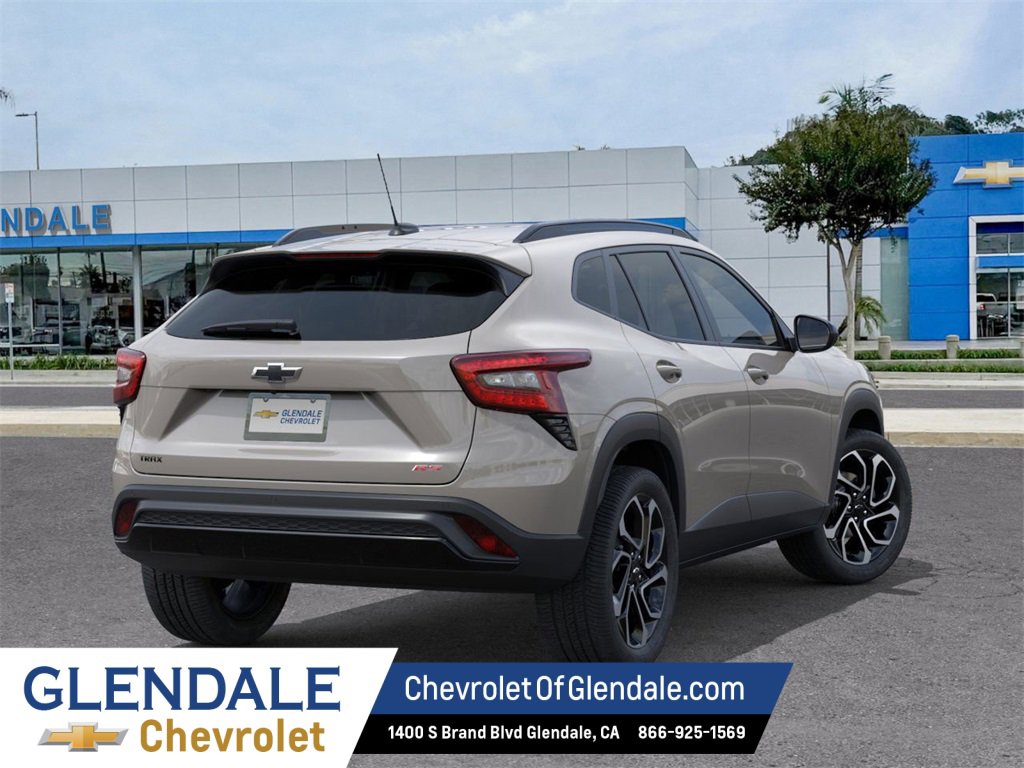 New 2026 Chevrolet Trax RS w/ Driver Confidence Package image 4