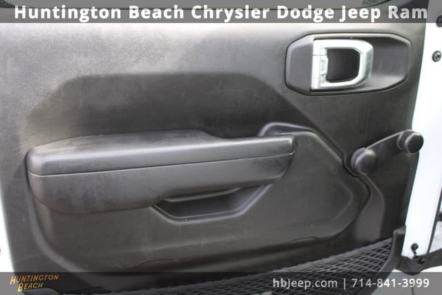 Used 2023 Jeep Wrangler Sport image 12