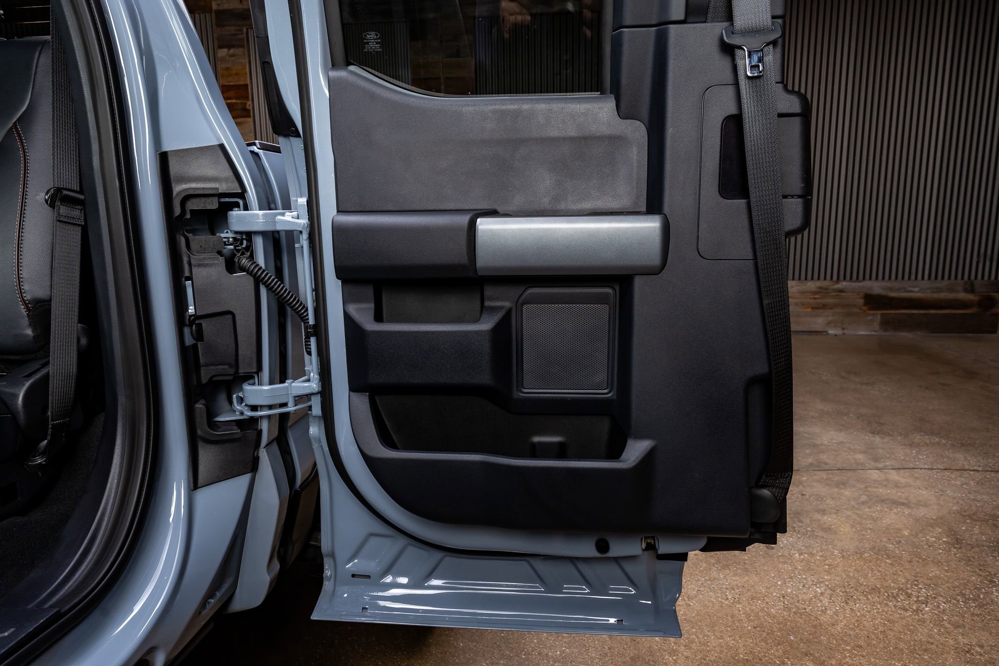 Used 2024 Ford F350 Lariat w/ Sport Appearance Package image 38