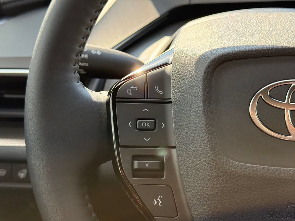 New 2027 Toyota Prius XLE FWD image 30