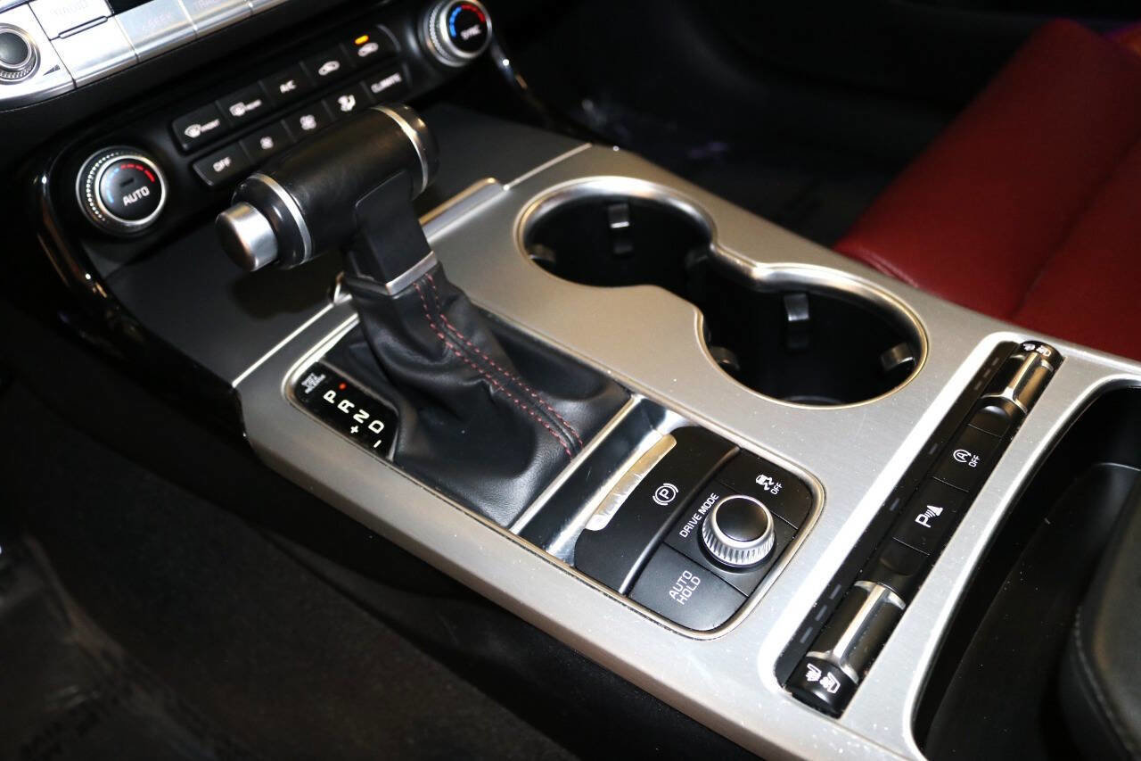 Used 2019 Kia Stinger GT1 RWD image 26