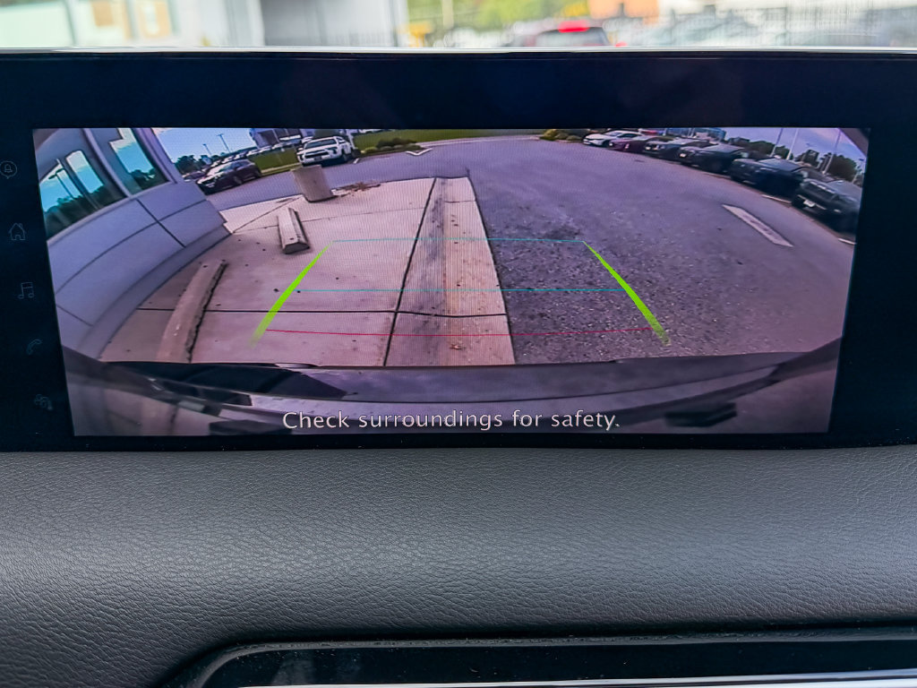 Certified 2025 Nissan Armada SV AWD/4WD image 11