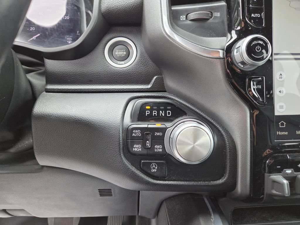 Used 2023 RAM 1500 Laramie AWD/4WD image 30
