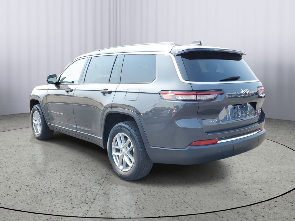Used 2023 Jeep Grand Cherokee L Laredo image 4