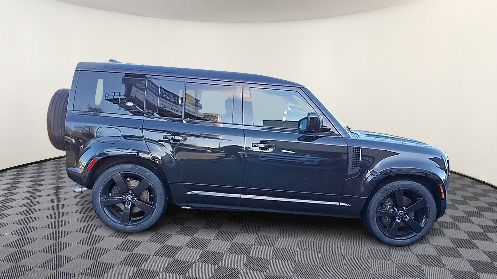 Certified 2023 Land Rover Defender 110 Carpathian Edition image 9