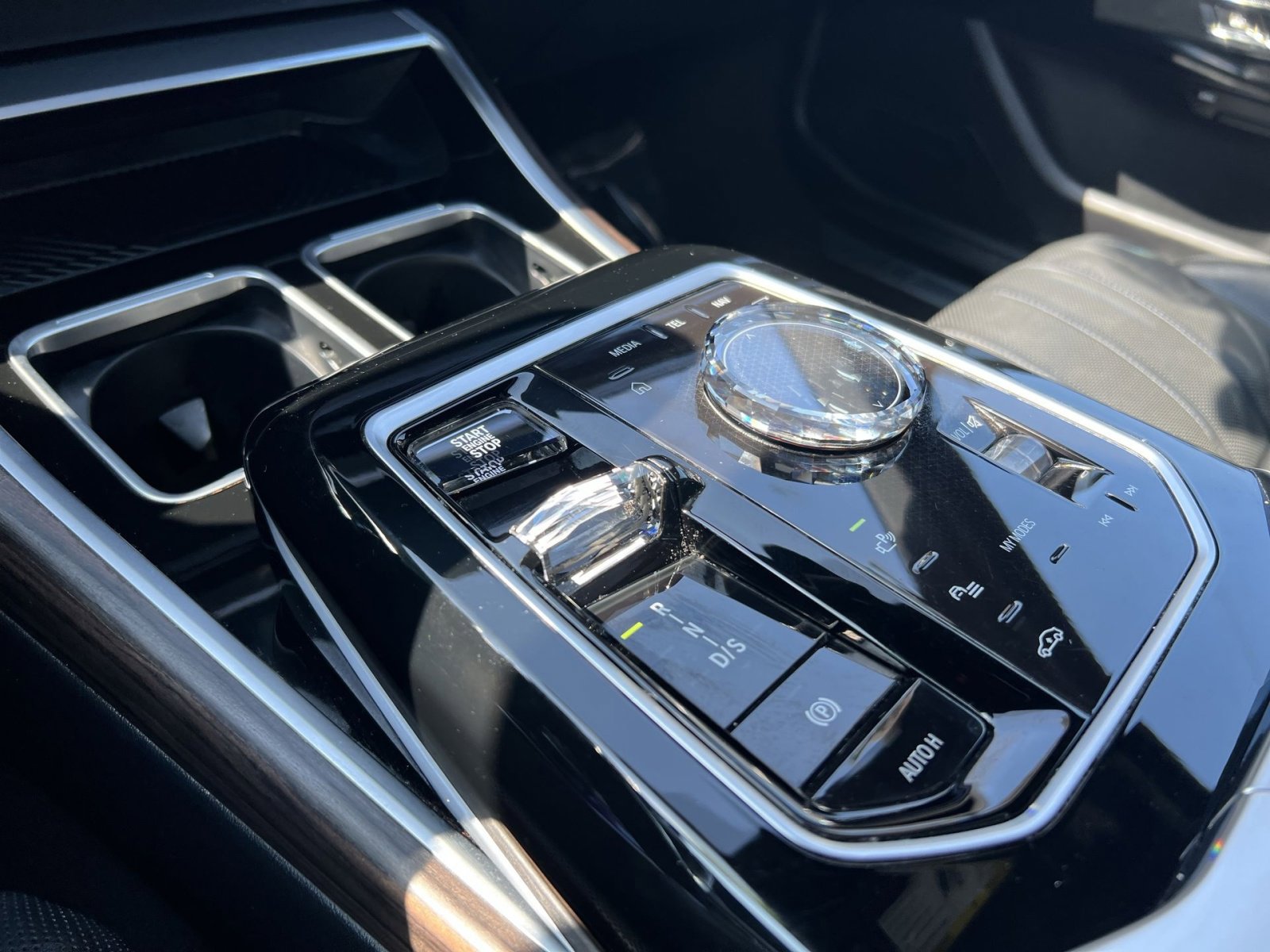 Used 2023 BMW 760i xDrive image 21