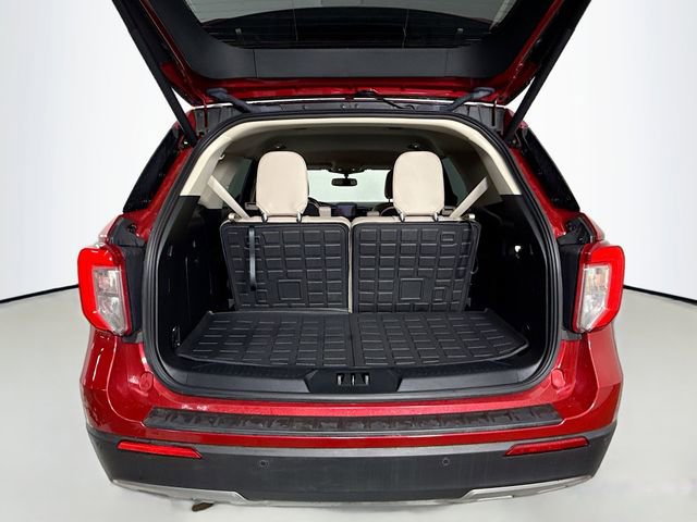 Used 2021 Ford Explorer XLT w/ Equipment Group 202A image 26