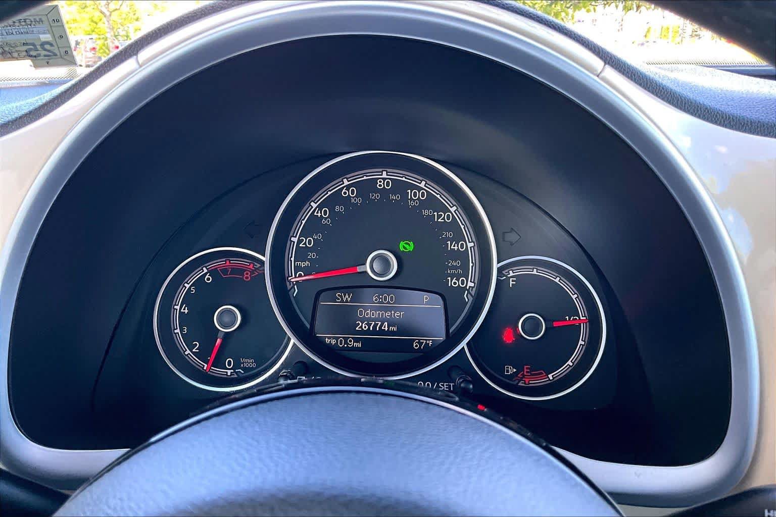 Used 2019 Volkswagen Beetle 2.0T Final Edition SEL FWD image 25