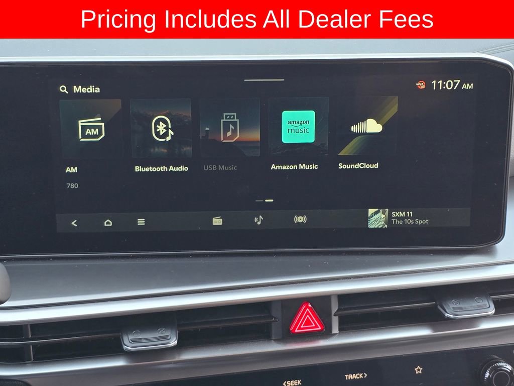 Certified 2025 Kia Sorento LX FWD image 16