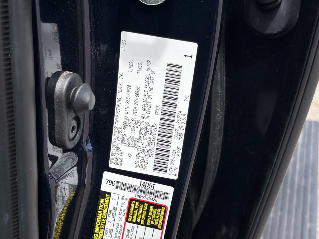 Used 2024 Toyota Tundra Platinum AWD/4WD image 30