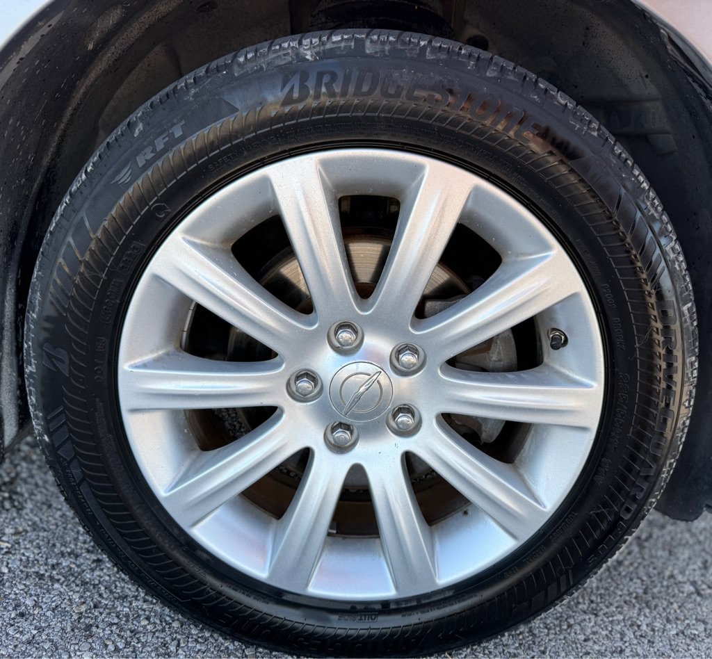 Used 2013 Chrysler 200 Touring FWD image 21