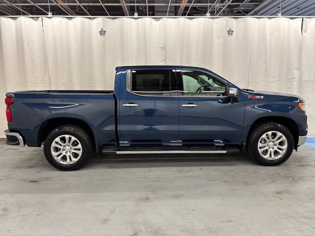 Used 2023 Chevrolet Silverado 1500 LTZ w/ LTZ Premium Package AWD/4WD image 6