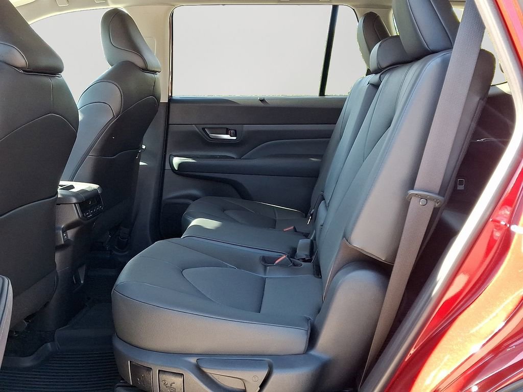 Used 2026 Toyota Grand Highlander AWD Hybrid image 8