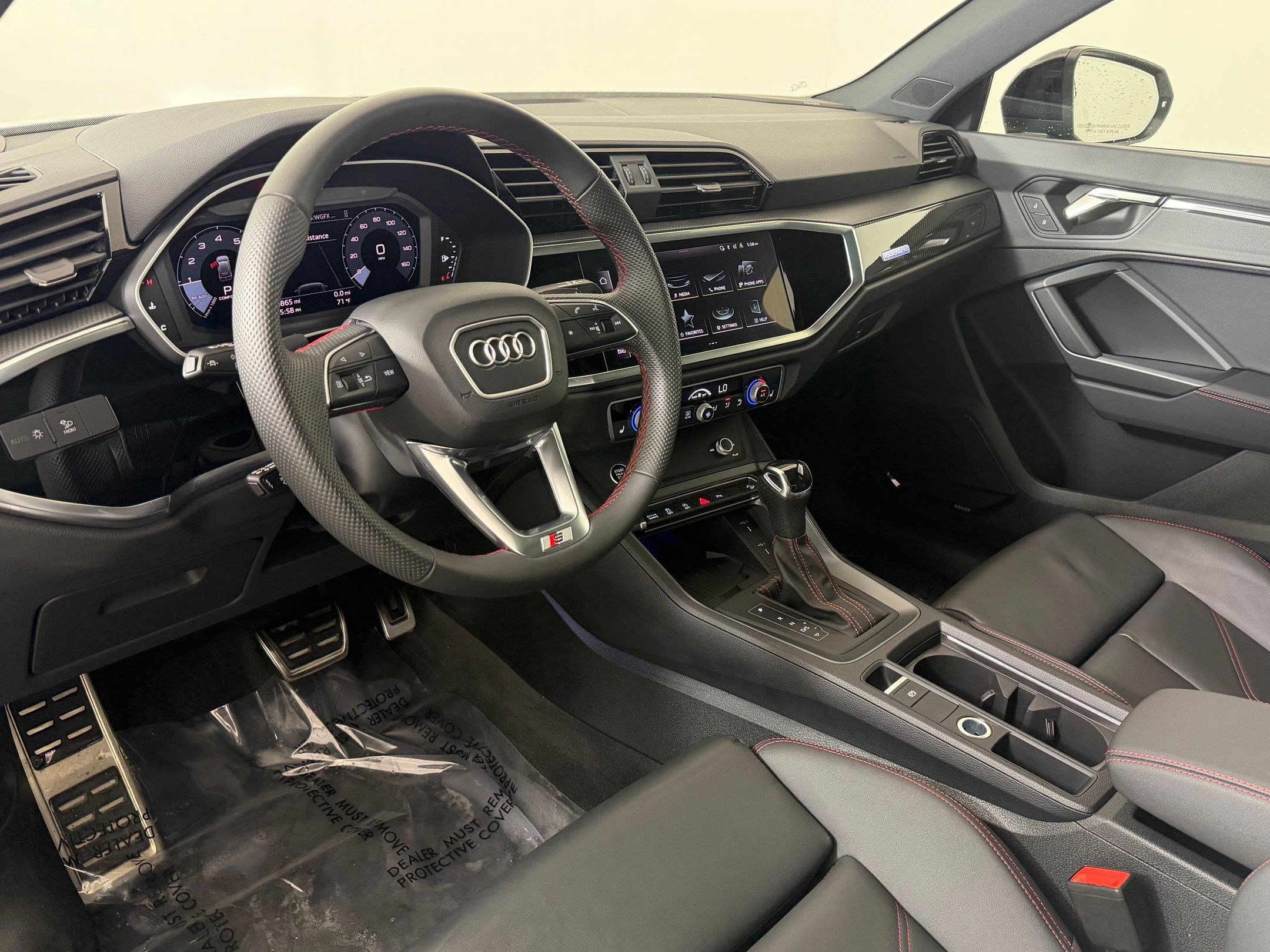 Certified 2025 Audi Q3 2.0T Premium Plus w/ Premium Plus Package AWD/4WD image 4