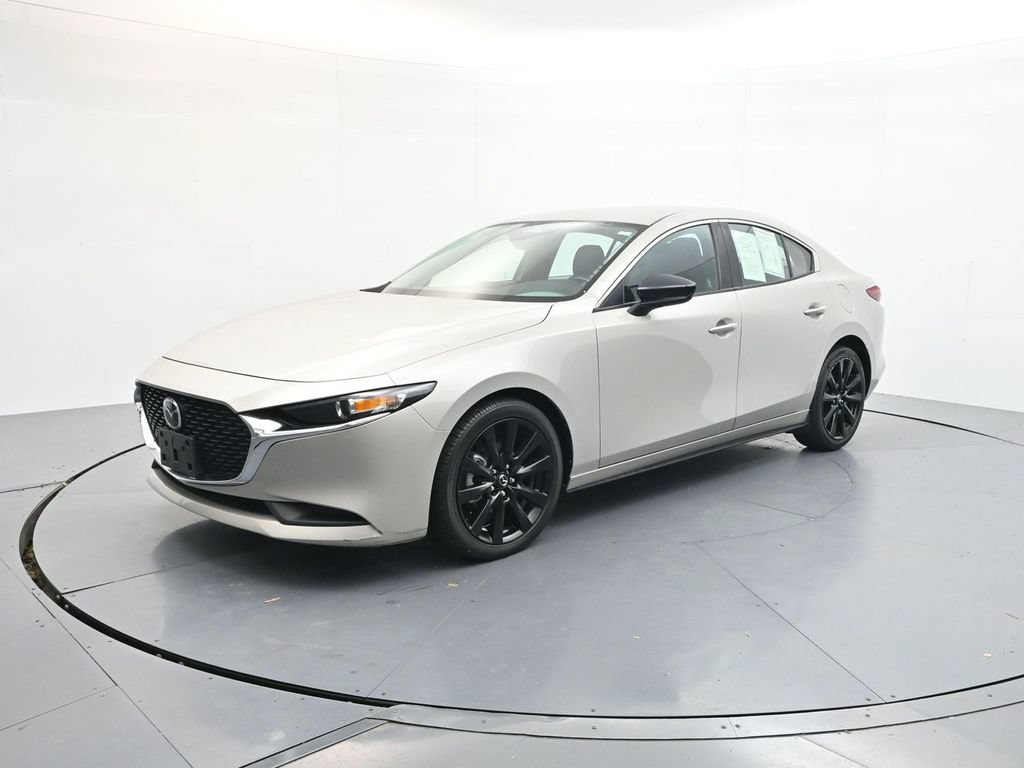Used 2024 MAZDA MAZDA3 s FWD image 3