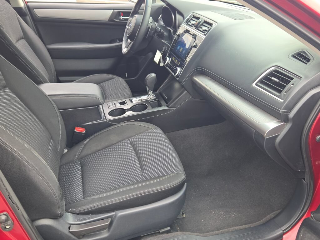 Used 2018 Subaru Outback 2.5i Premium AWD/4WD image 4