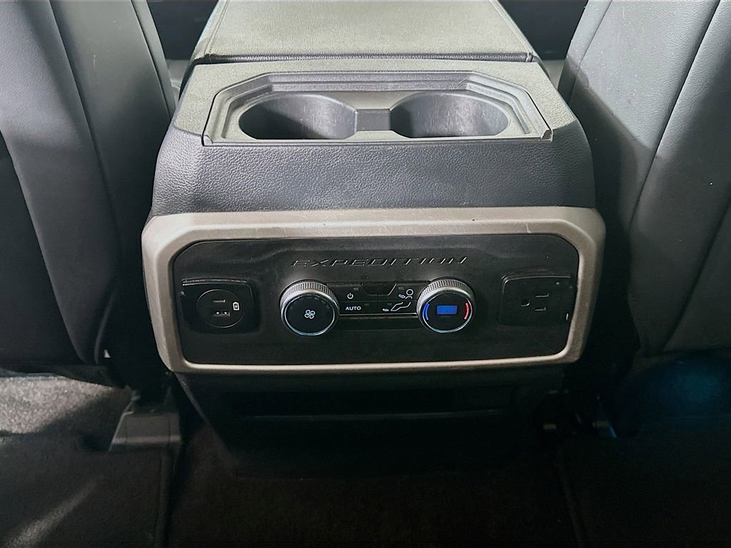 Used 2023 Ford Expedition Max XLT image 22