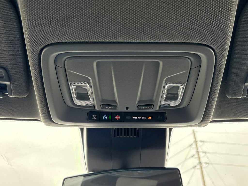 Used 2024 Chevrolet Silverado 1500 Custom Trail Boss w/ Turbomax Blackout Package AWD/4WD image 36