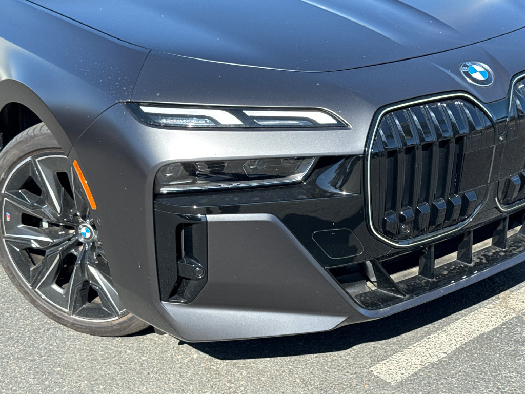 New 2026 BMW 740i RWD image 6