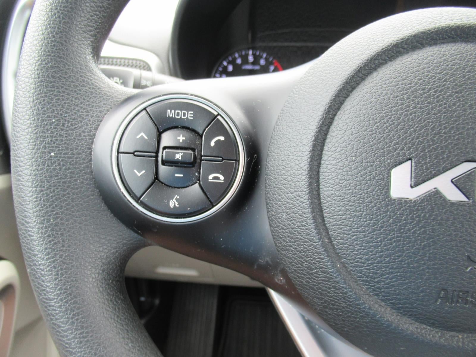 Used 2022 Kia Soul LX w/ Technology Package FWD image 24