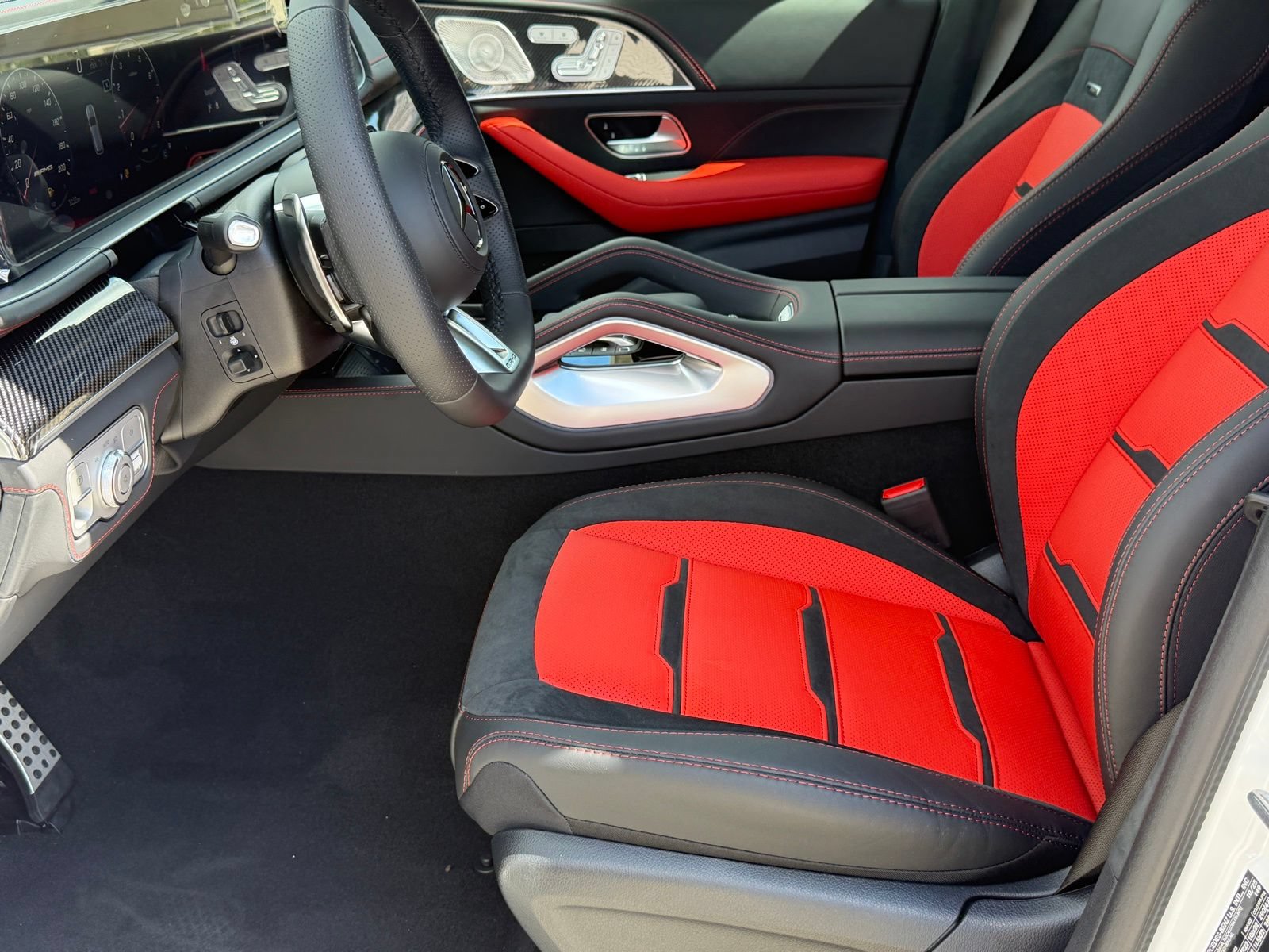 New 2026 Mercedes-Benz GLE 63 AMG S image 19