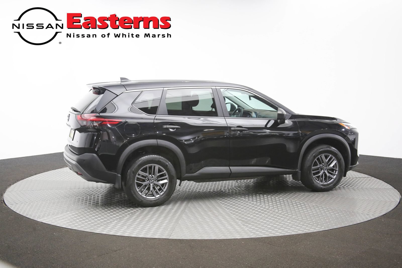 Used 2023 Nissan Rogue S AWD/4WD image 39