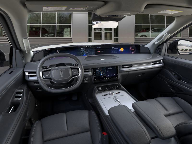 New 2025 Lincoln Navigator Reserve image 9